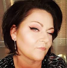 Prezydent Karol Nawrocki zawetował ustawę o pomocy Ukraińcom, która  wydłużała legalny pobyt w Polsce o pół roku. Czy uważacie, że prezydent  podjął słuszną decyzję?