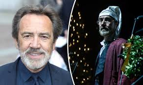 A Christmas Carol: Robert Lindsay is a suave Scrooge
