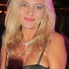 Darlene Dillard's Instagram, Twitter & Facebook