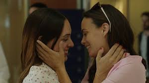 She embarked on a successful acting career in the 1990s, with various roles in french television and film productions. Le Retour Aux Sources De Berenice Bejo L Echo