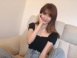 情色小说论坛-【小说】破产后，我的女朋友、青梅竹马、妹妹竟然全部沦为别人的玩物？