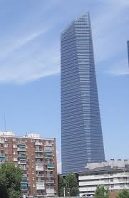 La verdad, madrid está lejos de nueva york en cuanto a rascacielos se refiere; Geografia Historia Y Arte Arquitectura Actual La Torre De Cristal Madrid