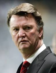 Louis van gaal ville trekke seg. Fussball Kompakt Van Gaal Lernt Matthaus Schimpft Low Kontert Fussball Kompakt Faz
