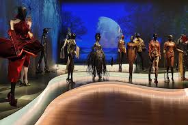 Definition of mugler in the definitions.net dictionary. Thierry Mugler Couturissime A Spectacular Fashion Exhibition In Munich