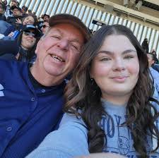 I Grew Up In Bay Shore. Sundance Was A Country Bar Until Frank Bought It. I  Seen So Many Bands There. From Anthrax To Zebra 🦓. Great Times. Parking  Lot Rumbles To