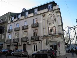 Lisbon to rua saraiva de carvalho by trams the tram journey time between lisbon and rua saraiva de carvalho is around 6 min and covers a distance of around 3 km. Diretorio De Contactos