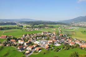In 2018, about 2.1 million people, or 25.1% of the swiss population, lived in romandy. Romandie 19 Gretzi Chuchi