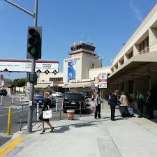 The airport serves downtown los angeles and the northern greater los angeles area, which include glendale, pasadena, and the san fernando valley. Hollywood Burbank Airport Bur Airport In Burbank