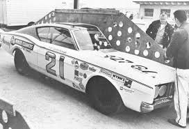 Wood Brothers 21 Wood Brothers Famous For Builg Winning Fords And Mercurys Ford Racing Old Race Cars Classic Racing