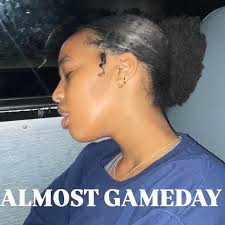 Next up is #12 Miss Lillian she plans