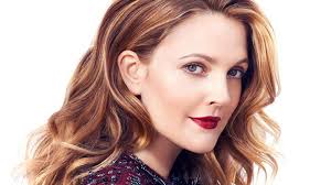 3 010 818 · обсуждают: Drew Barrymore Smoking Smoking Room