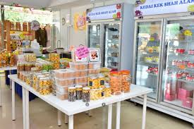 Shah alam (central) no.11, kompleks anjung 7, jalan zirkon b 7/b, seksyen 7, 40000 shah alam, selangor. Pasangan Suami Isteri Ni Jual Kek Viral Serendah Rm 20 Kedai Kek Shah Alam