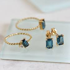 k18 オクタゴン ロンドンブルートパーズピアス iichi ハンドメイド クラフト作品 手仕事品の通販 トパーズ ピアス ブルートパーズ トパーズ