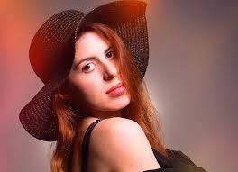 Rubén Galán trae "Una Historia Más" junto a Andrea Granados