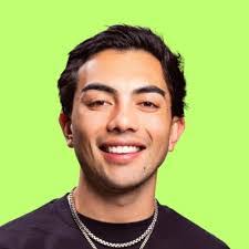 Daniel Whitted's Instagram, Twitter & Facebook