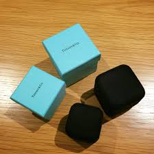 Used tiffany bracelets from the gray & sons jewelers offer is made of 18k yellow gold, 18k white gold, 18k rose gold and sterling silver. Tiffany Co Different Ring Box Sizes Purseforum