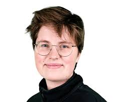 Ellen Bolz's Instagram, Twitter & Facebook