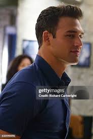 298 fotos e imágenes de alta resolución de Jake Broken