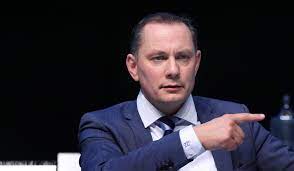 Bundestagswahl weidel und chrupalla zu spitzenkandidaten der afd gewählt. Germany 039 S Far Right Afd In Radical Moderate Leadership Compromise Saudi Gazette