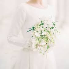 Nov 04, 2020 · lily of the valley is perhaps the ultimate wedding flower when it comes to the traditional, classic bride. 23 Beautiful Lily Of The Valley Wedding Bouquets