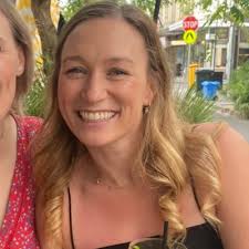 Anna Phillips (@annacphillips93)