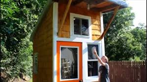 13 Year Old Builds Tiny Cabin For 1500 Tiny Cabin Cabin Best Tiny House