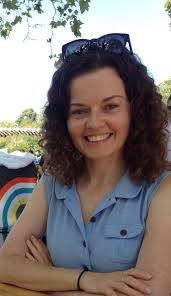 Lorraine Keating's Instagram, Twitter & Facebook