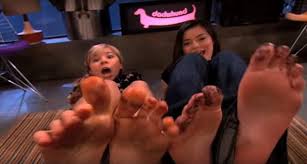 Jul 02, 2021 · dan schneider has given his first major interview since his abrupt exit from nickelodeon in 2018. Insert Name Stopasianhate On Twitter Dan Put My Nose Between Your Toes Schneider