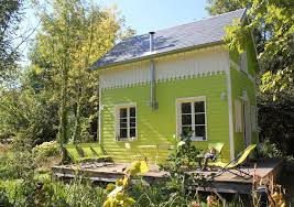 Nos Maisons Cabanes Gite Cabane Insolite Amiens Hortillonnages Cabane Insolite Cabane Cabane Jardin