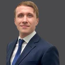 Alex Esson's Instagram, Twitter & Facebook