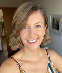 Alison Berry's Instagram, Twitter & Facebook