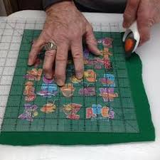 While rag quilts are very easy, they can be quite time consuming. How To Make An Easy T Shirt Quilt Leahday Com