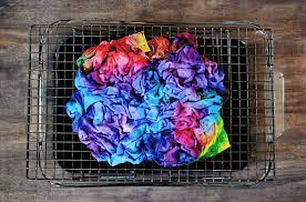 But have you ice dyed yet?! Ice Tie Dye Technique How To Tie Dye With Ice Bre Pea
