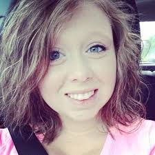 Holly Halverson's Instagram, Twitter & Facebook