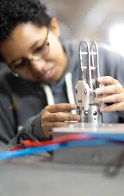 Re-Emergence: 2022 Wentworth President's Report by Wentworth Institute  of Technology