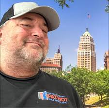 Waiting for Emmylou. So excited.