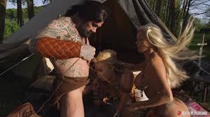 Busty maid teaches khaleesi to stretch her pussy on khal Drogo's dick in  the middle of the forest