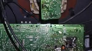 Sound equalizer (29) for adjusting bass,trible and vocal. Servis Tv Lg 29fu1rl