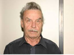 Il papà stupratore vende la storia dei suoi orrori