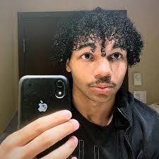 STEPH CURRY DOING THIS IN YEAR 16 🔥 Curry is also the second guard with 3  straight 30-point games at age 36+, joining Michael Jordan 👏 NBA