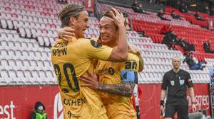 Bodø / glimt brann haugesund kristiansund lillestrøm mjøndalen molde odd rosenborg sandefjord sarpsborg 08 stabæk. Wyddoym0gjgcim