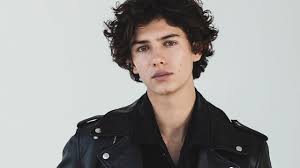 Juli 1964) var en dansk prins, søofficer og erhvervsmand. Nikolai Von Danemark Dieser Prinz Erobert Derzeit Die Laufstege Vogue Germany