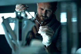 Walter temmer hat einen weg gefunden, gute domains günstig einzukaufen und teuer zu verkaufen, und hat daraus ein lukratives geschäftsmodell gemacht, das er nun in coachings anderen vorstellt. Zdf Erwirbt Rechte An Krimiserie Arctic Circle Presseportal