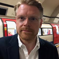 Learn about the Mentors helping entrepreneurs in our program