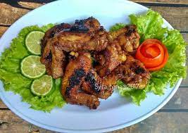 Mau dibuat ayam kecap udah pada bosen. Resep Sayap Ayam Bumbu Bacem Panggang Teflon Oleh Mama Syifa Hana Cookpad