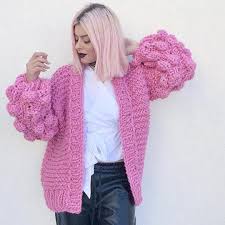 Ahududu Hirka Yapilisi With Images Fashion Fashion Outfits Knitwear