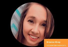 Brianna Wray's Instagram, Twitter & Facebook