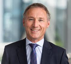 Andrew Poole's Instagram, Twitter & Facebook