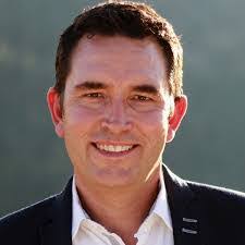 Aida Allen's Instagram, Twitter & Facebook