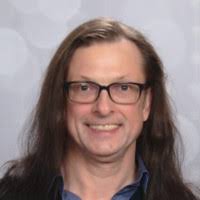 Peter Grover's Instagram, Twitter & Facebook